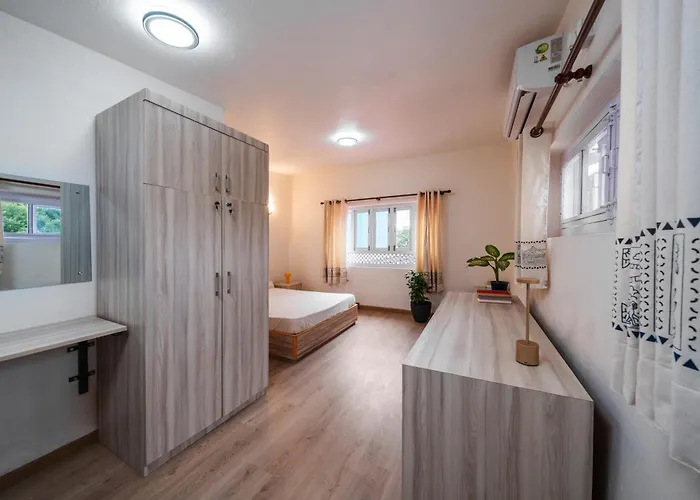 ホステル Draper Startup House *